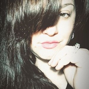 Meet your Posher, Irena